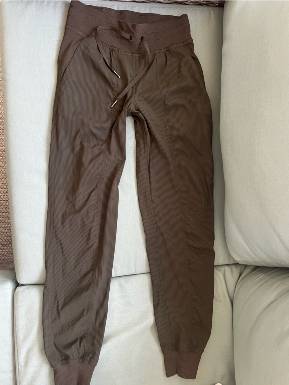 lululemon dance studio  Olive Jogger Pants size 2 Athleisure